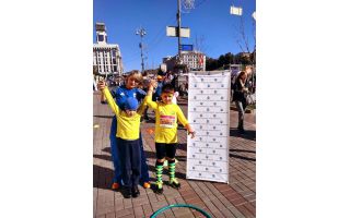 КРИСТАЛБАНК став партнером рекордного забігу особливих дітей на Wizz Air Kyiv City Marathon!